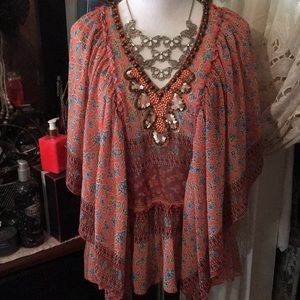 VS BUTTERFLY 🦋 FLUTTER BLOUSE SZ M